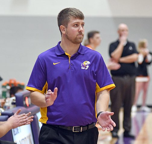 tony_chapman76's tweet photo. Have been asked by friends of Coach Ediger to let folks know there is a fund through Cornerstone Bank under Kyle Ediger Memorial. 

Donate in any branch or Venmo (at)Ediger-Scholarship. 

Donations awarded to Hampton students for scholarships. #nebpreps 

📸: @NewsregisterANR https://t.co/hhgnKoEjYF
