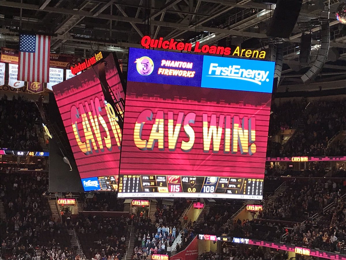 robertleusch's tweet photo. Oh yeah!!!!!
 #SASvsCLE https://t.co/OkEJAlM5FA