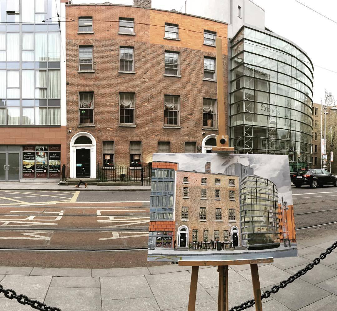 brianjohnspencr's tweet photo. @paulfrewDUP @JBuckleyMLA I spent an afternoon painting No 4 Harcourt St on the final leg of my trip round Ireland, having stayed on mu final night with @andyjpollak in Co Dublin! #edwardCarson #Ireland https://t.co/bfgekOUu4b