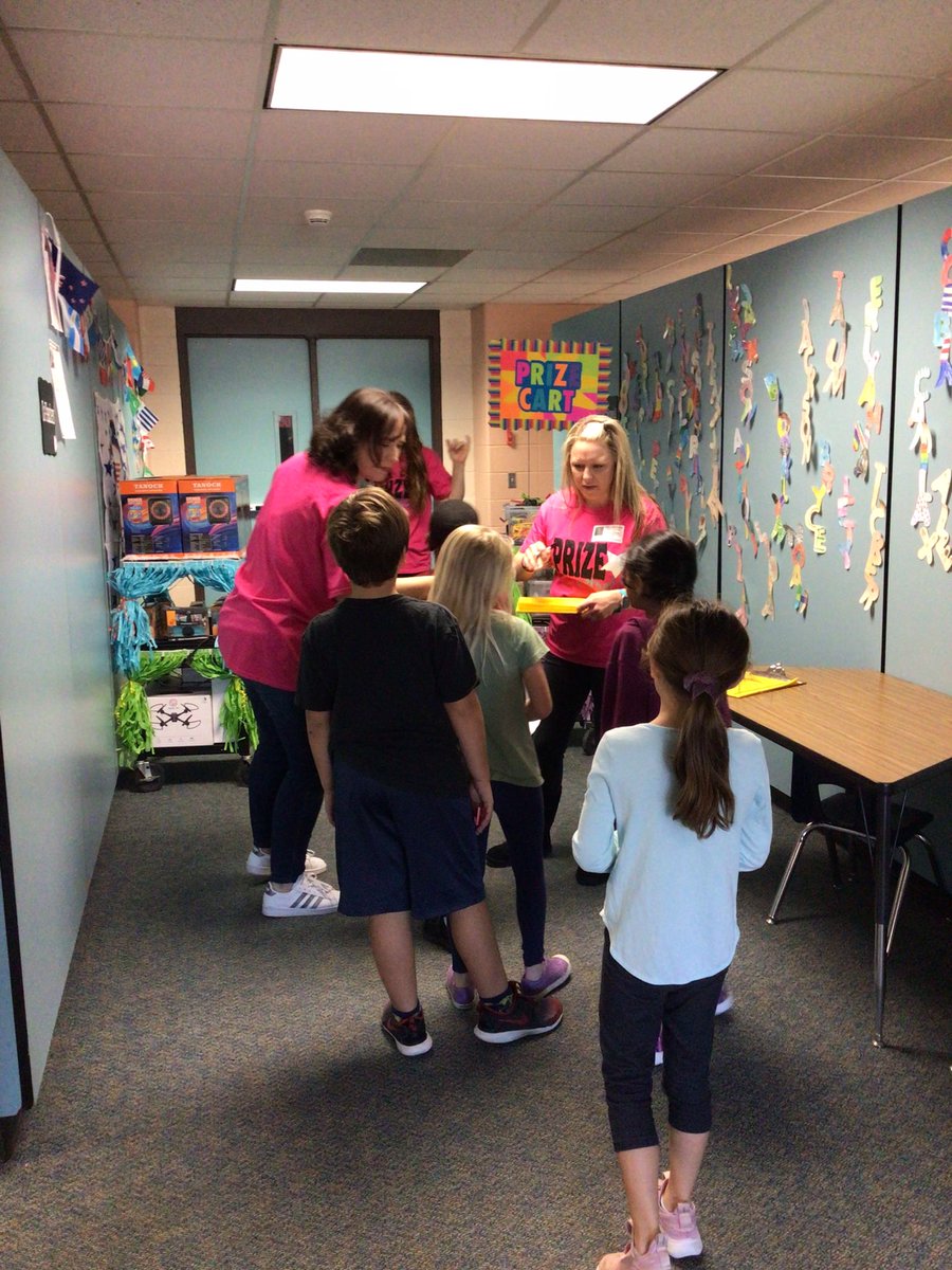 MrsKeelyLewis's tweet photo. The Koala Kalendar prize patrol came by today and my class was so excited…especially when the koala was giving hugs and being silly on her way through! 😍🐨 #koalawashere @KuehnlePto @KuehnleKISD #fabfirsties https://t.co/IAJsMOSXPo