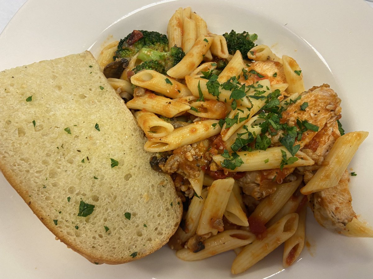 educategalore's tweet image. Such a tasty treat on a super busy day! Thank you SMHS Culinary Arts students for a great lunch! 💜 The presentation was gorgeous &amp;amp; the food even better! Proud of you all! #learninglunch @SMCISD_CTE