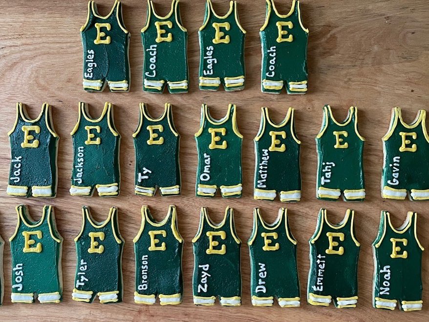 TashasTreats's tweet photo. Wrestling banquet @ERMSAthletics
#personalizedcookies #Wrestlers https://t.co/Vpzc601eIL