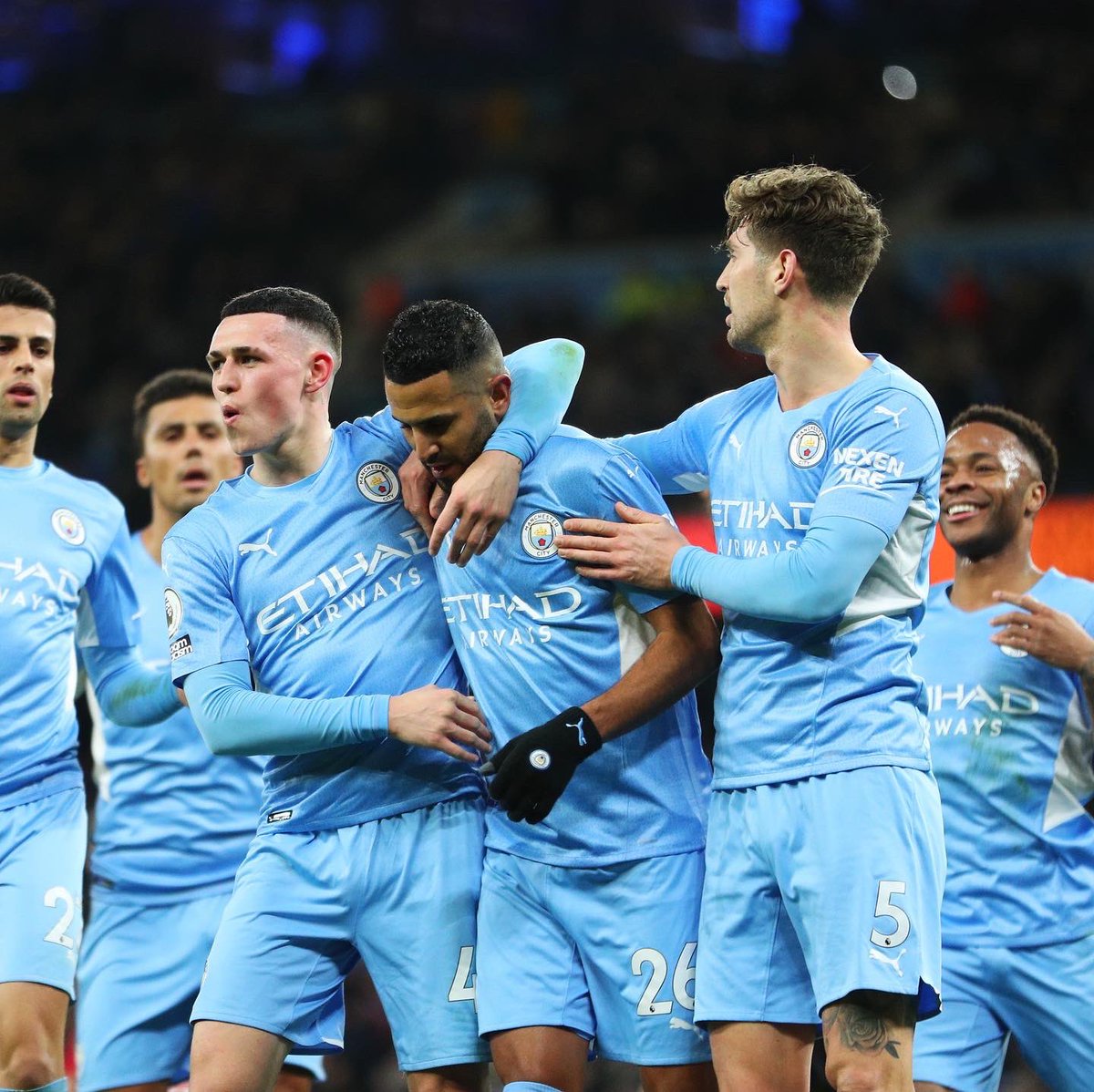 Mahrez22's tweet image. Perfect night @ home 💙 great work from the team again 💪🏼