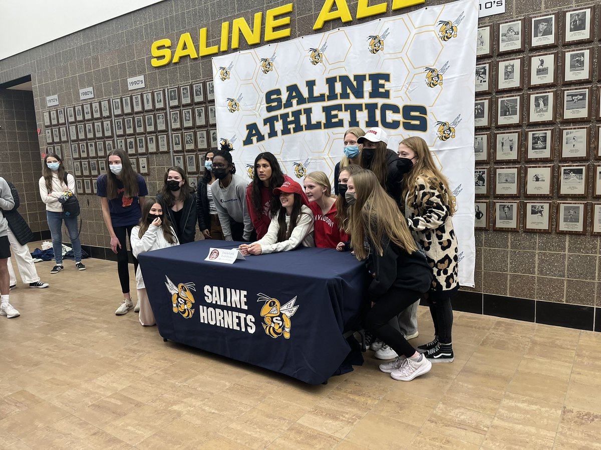 SalineFHockey's tweet photo. Congratulations to Emelia Little for committing to Davidson College! So excited for your future @SalineHS @SalineAthletics @DCFH 🖤❤️ https://t.co/L0pFKW9O2X