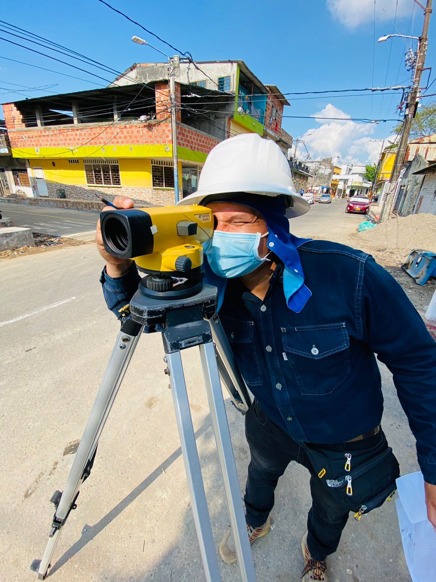 AguasdeBarranc1's tweet photo. 💦Así vamos con la rehabilitación de los 1.102 metros lineales de redes de acueducto en PVC en lo que será nuestro #DistritoMalecón.

👨‍👩‍👦Más de 72 mil habitantes  se beneficiarán con el desarrollo de estas obras que generan bienestar y calidad de vida. https://t.co/5tP7tj6XyY