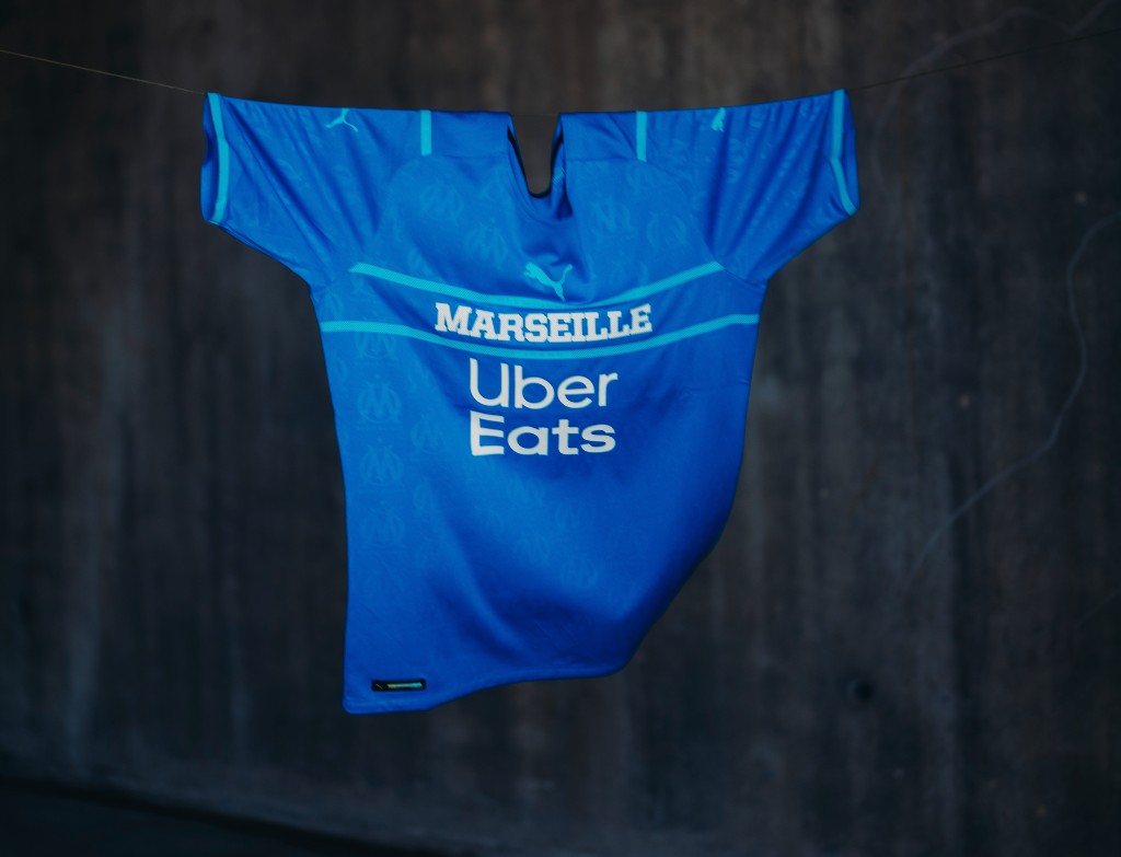 Vincent_1393's tweet photo. Et du coup ne me parlez plus jamais de ce maillot. Il me donne la gerbe. https://t.co/NZTZTFyaX0