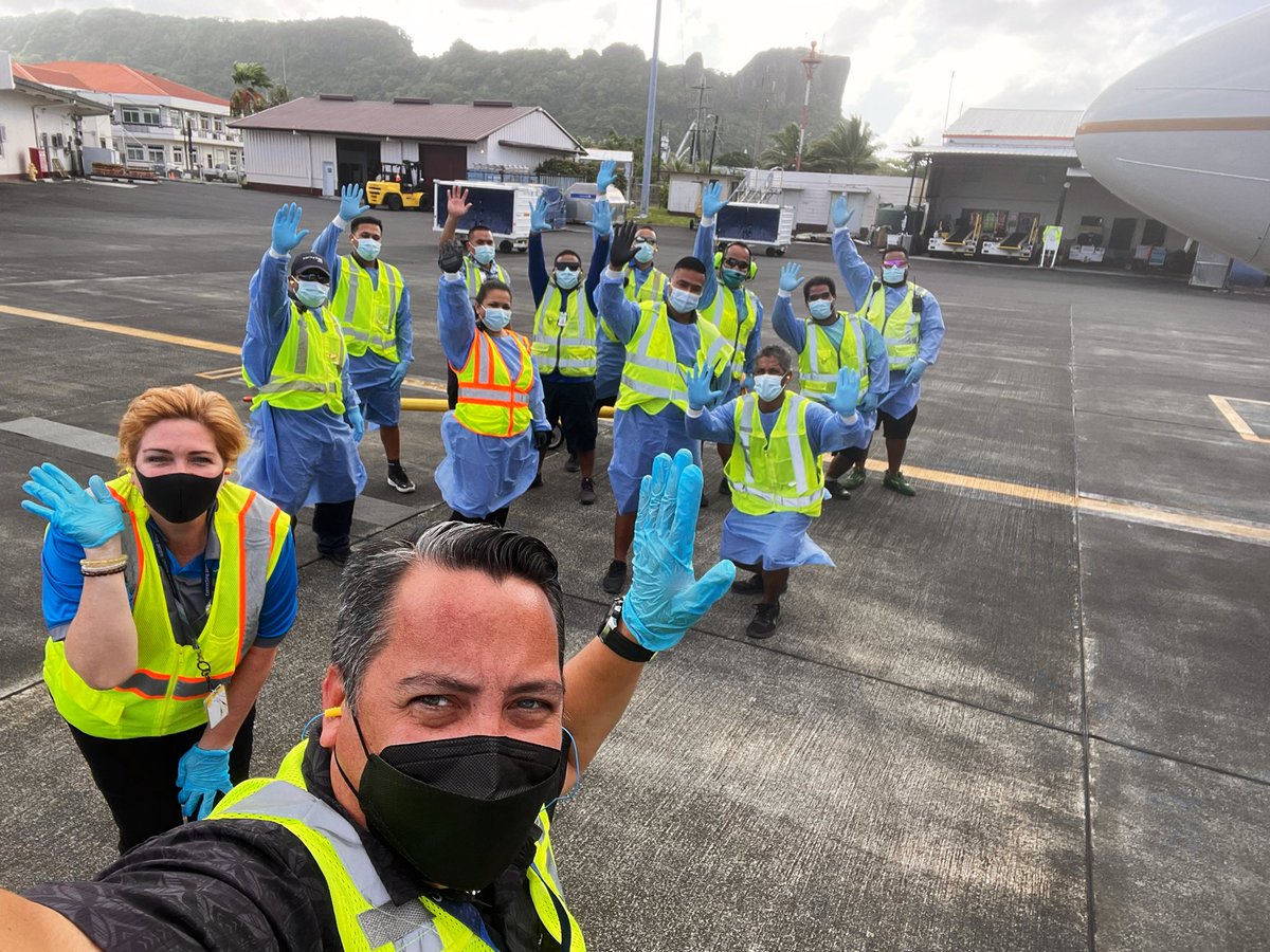BaldeviaEilis's tweet photo. How special to be able to catch up with Team PNI, even though with a Virtual High-5! Keep up the good work everyone! #IslandHopper #virtualhigh5 #livesafe247 #beingunited https://t.co/pUzNrgwwtB