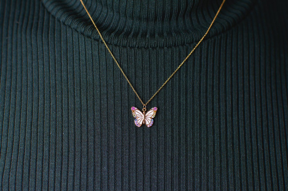 shopemmycrafted's tweet photo. sales have been suuuuper slow! I’m sooooo close to 100 sales, please help me out! 🥺💜✨🦋  30% off jewelry sale ends in 1 week!  https://t.co/0DqGoxfm6I 30% off jewelry sale ends in less than 1 week! https://t.co/MRl749dEKt
