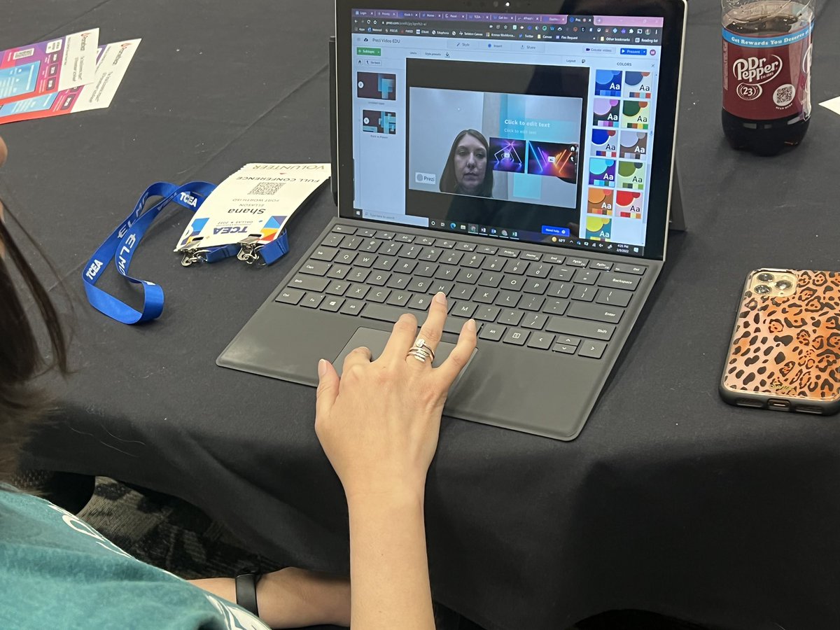 #PreziVideoEDU Creating in Prezi Video at #TCEA22 #TCEA2022 <a href="/PreziEdu/">PreziEdu</a> <a href="/prezi/">Prezi</a>