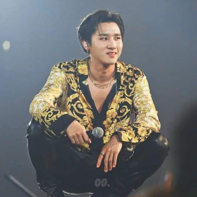 low quality photos of him hits different