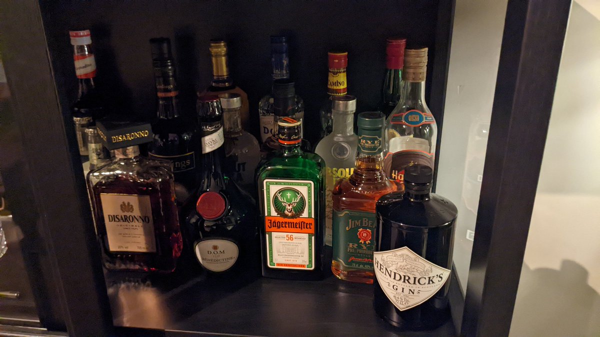 dark_chazy's tweet photo. My collection just expendit a bit...
#homebartender #cocktail #cocktailstream https://t.co/kTeJEvYPqb