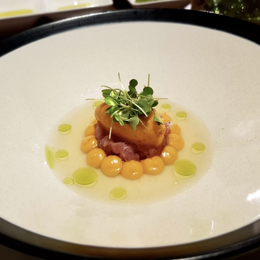 TwoStomachs's tweet photo. This isn’t your regular Spanish restaurant. It is an experimental testing laboratory where bold and creative dishes that push the boundaries of flavours and traditions are masterfully cooked and artistically presented. You will be in for a gastronomical experience @backtapasrest