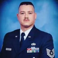 Jose Aponte has been selected as an inaugural fellow with the National Veterans Leadership Foundation, a group working to make college campuses nationwide more veteran inclusive. buff.ly/3roOd2d