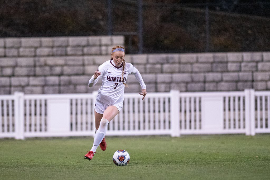 MontanaGrizSOC's tweet photo. Guess who’s coming back for another fall? @kenzkilpatrick will return for one final season on the back of an amazing career in which she has won three Big Sky Tournaments, two regular season titles and has made three NCAA appearances!
#GrizLegend #ShesBack https://t.co/wqH4q76FTr
