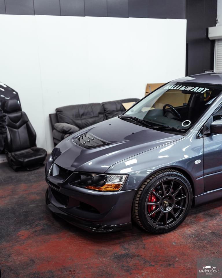 marqueonedetail's tweet photo. Few photos of the Evolution we undertook the other week. Photos taken by the @deutschtech team. A awesome car and a big thanks to all that helped.
#marqueonedetailing
#modestauk
#modestaukandireland #mitsubishi #evo #evo8 #mitsubishievolution #detailing #detailingmiltonkeynes https://t.co/YWeyCWCtAX