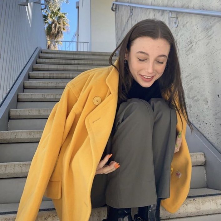 I MISS YOU !!!! </3 WHERE’S MY EMMA !!!!