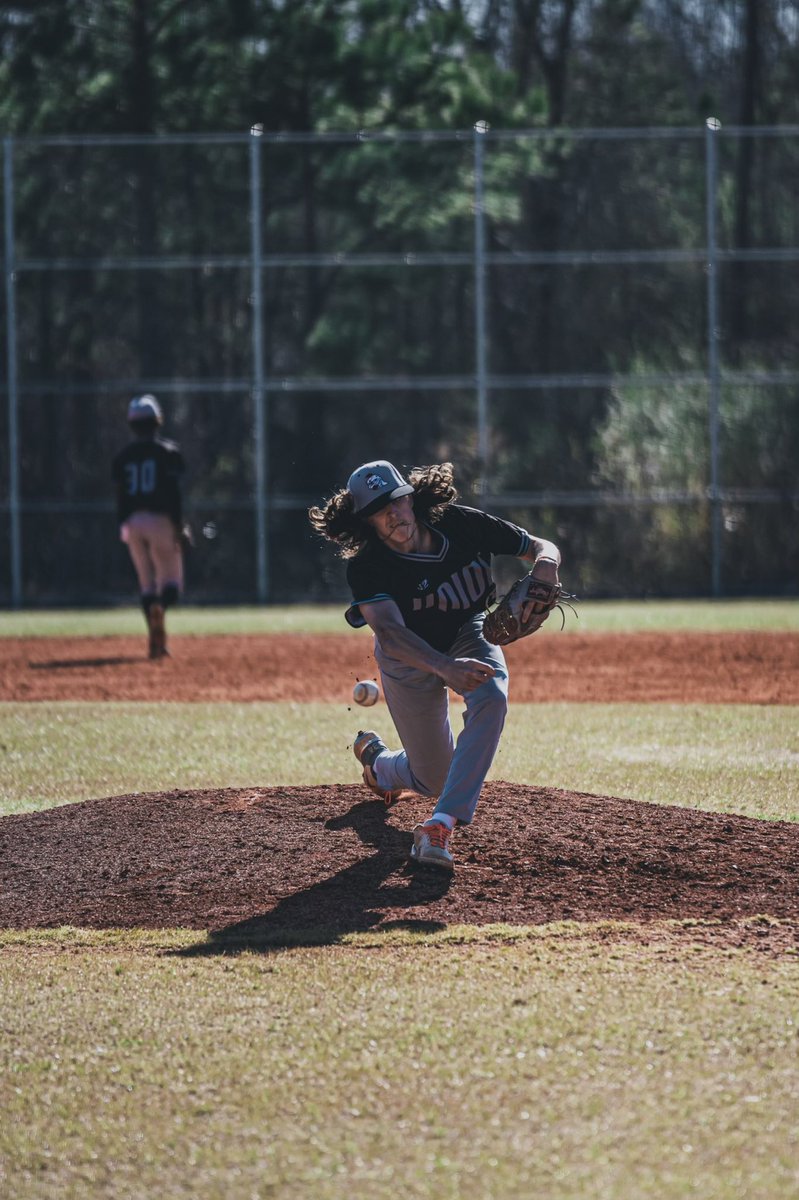 Bantams sweep DH with pitching staff leading the way!!!  

Linaman - 5 no hit innings with 6 Ks and 1BB

Yelton - 3 inn 3Ks and 1 BB

Gregory with a clean inning to close game 1 and Hendrix with a clean inning to close game 2!!!