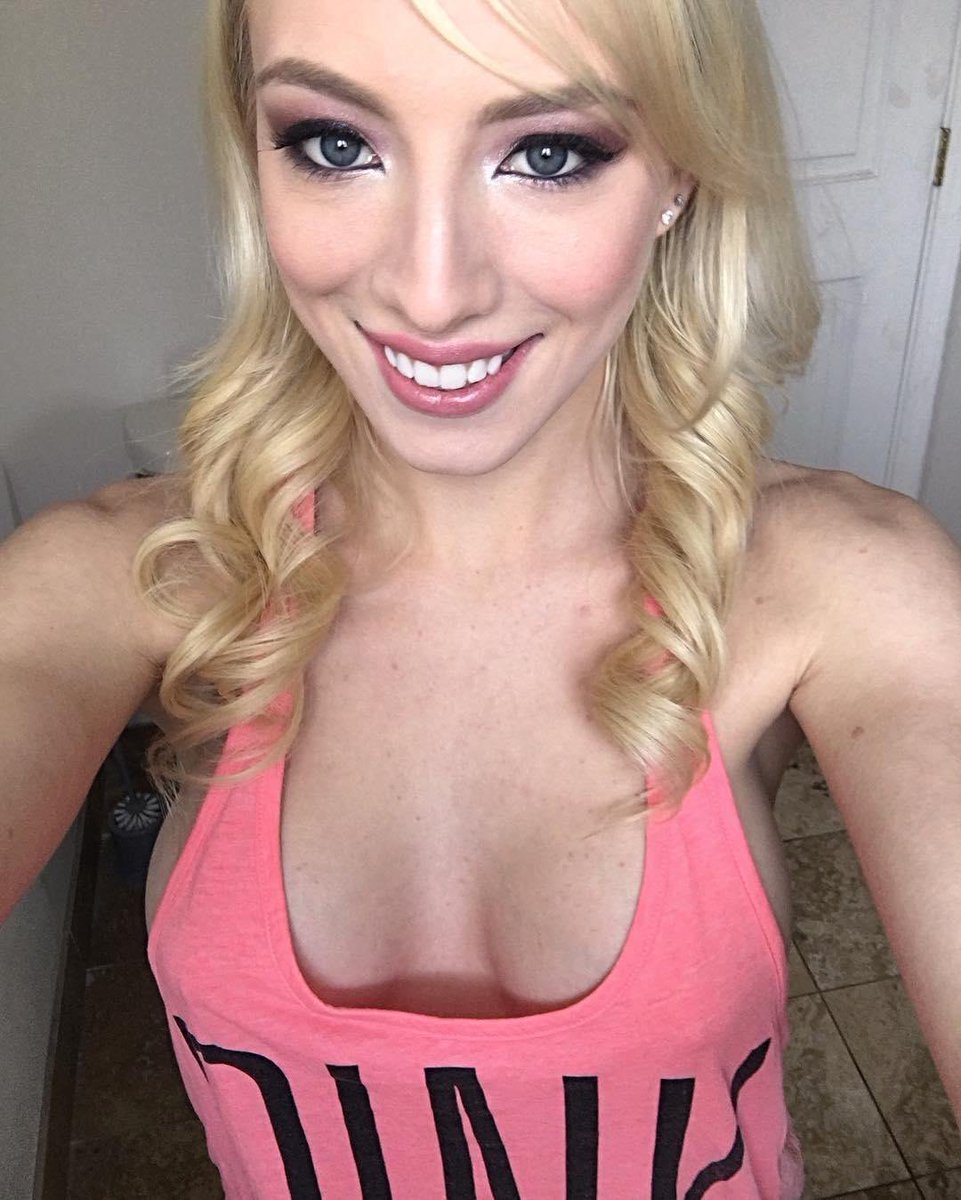 Rt if you like to smile and happy always