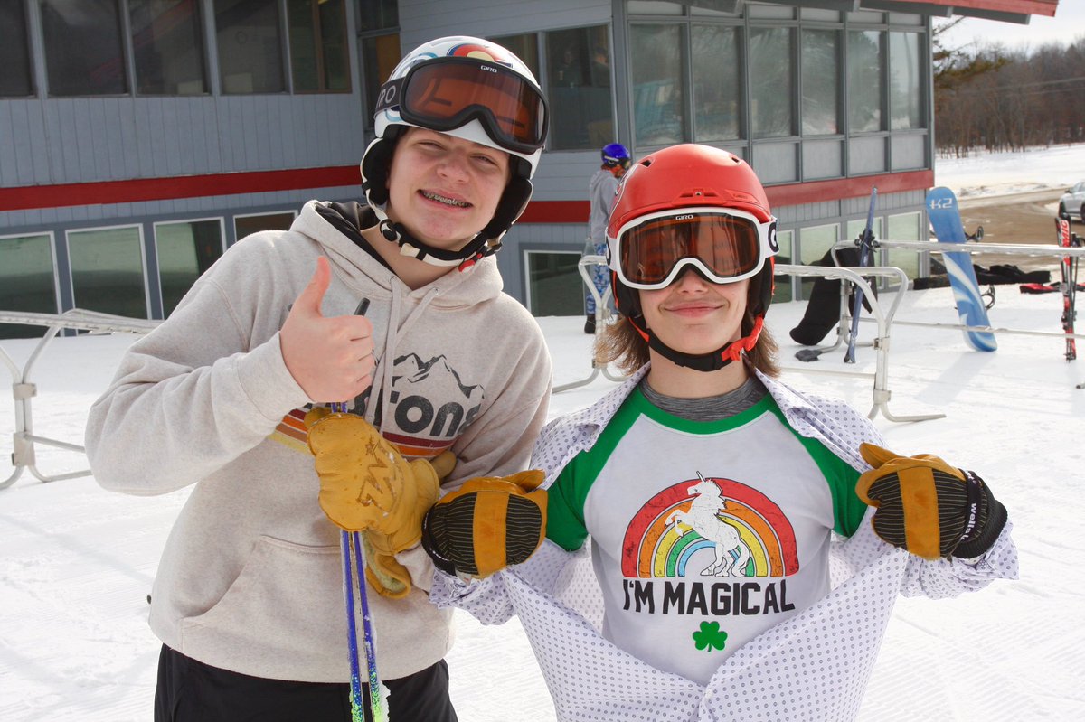 WaconiaSchools's tweet photo. ⛷ The 8th-grade students and staff were fortunate to have warm weather for the ski trip this year!  Powder Ridge Ski Area hosted a day filled with learning, outdoor adventure, and camaraderie.  #WEareONE10 https://t.co/mB26YOVa1x
