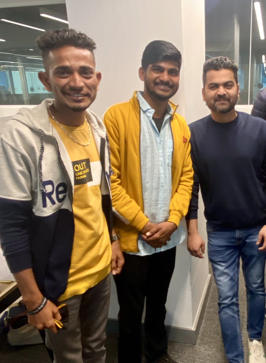 anupamtripathi_'s tweet photo. Guess who was in the house.
#JugaduKamlesh and #naru

Best wishes for your journey ahead guys. Was lovely meeting you both :)

@SharkTankIndia_ #SharkTank https://t.co/SLfvdhrMh1