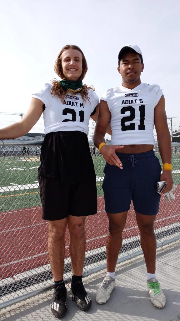 😈🎬 WR <a href="/JacobRothwell23/">Jacob Rothwell</a> &amp; LB @ATuakoi C/O 2023 Both 6'3 Big Playmakers #RecruitTheBay 

<a href="/RealCoachCarter/">Alonzo “Zo” Carter</a> <a href="/BenjiPalu_Cal/">Benji Palu</a> <a href="/MikeDoc40/">Michael Doctor</a> <a href="/ReggieDunnJr/">Reggie Dunn</a> <a href="/coachcclaiborne/">Chris Claiborne</a> <a href="/JRMoala/">Coach JR Moala</a> <a href="/RisingSunDevils/">ASU Football Recruiting</a> <a href="/BYUFBRecruiting/">BYU Football Recruiting</a> <a href="/BrandonHuffman/">Brandon Huffman</a> <a href="/BrennanMarion4/">Coach Marion</a>