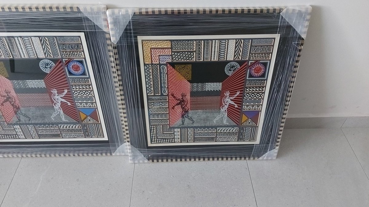 isquirr's tweet photo. @marthadebayle Tengo varias serigrafias de pedro friedeberg  de laberinto , 3 enmarcadas con marco original y las demas sin marco https://t.co/YeFVEuztiX