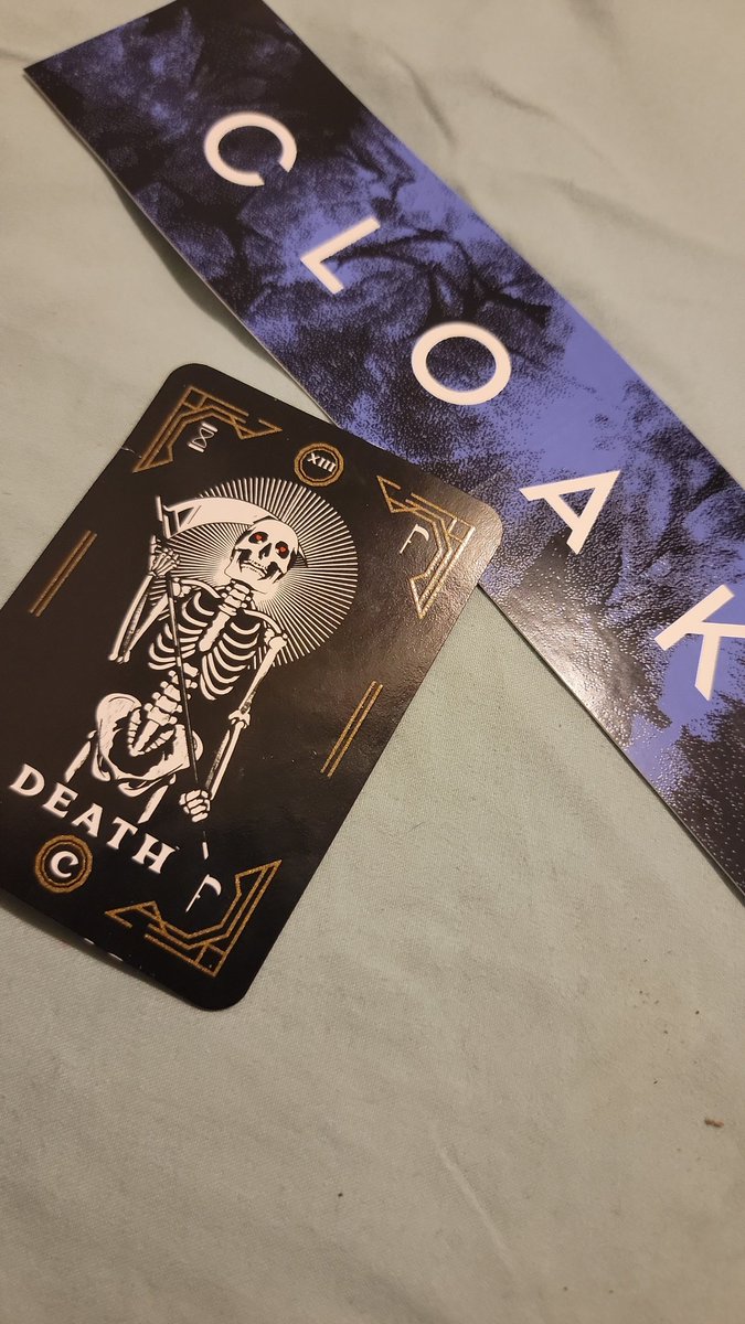 Roxory14's tweet image. Death, huh? Sounds like I'm in for some fun! 💀❤💀❤ @cloakbrand #cloakbrand #Cloaky