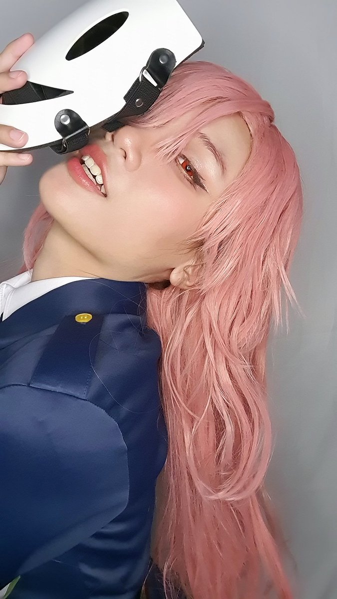 rrrrizea's tweet photo. 🎭🔪
#highriseinvasion #highriseinvasioncosplay #policemask https://t.co/8sjgMYfkMy