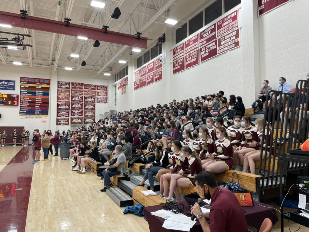 BenDesaulnier_'s tweet photo. Why Killingly High? Unified basketball game…

S/O Kevin Marcoux! Best event of the year! 

@GameTimeCT @mike_winy https://t.co/rhWYuHtvi7