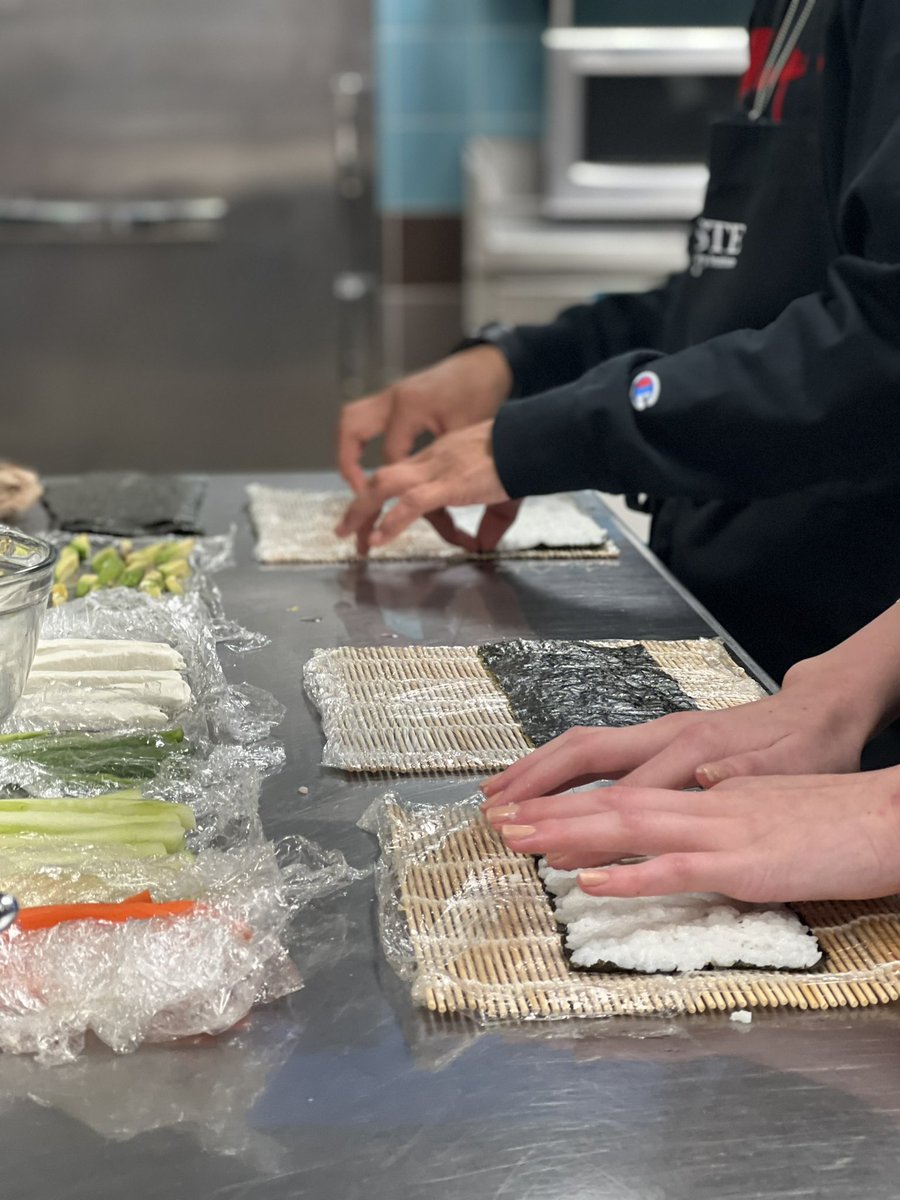 ECHS Culinary Arts tweet media