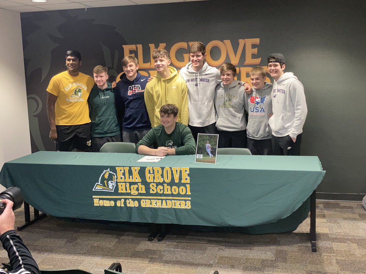 ElkGroveFB's tweet photo. Congrats to both Brady Tosterud and Colin Kalinowicz on signing to play next year! #OneOfUs https://t.co/VLOSw64Zrn