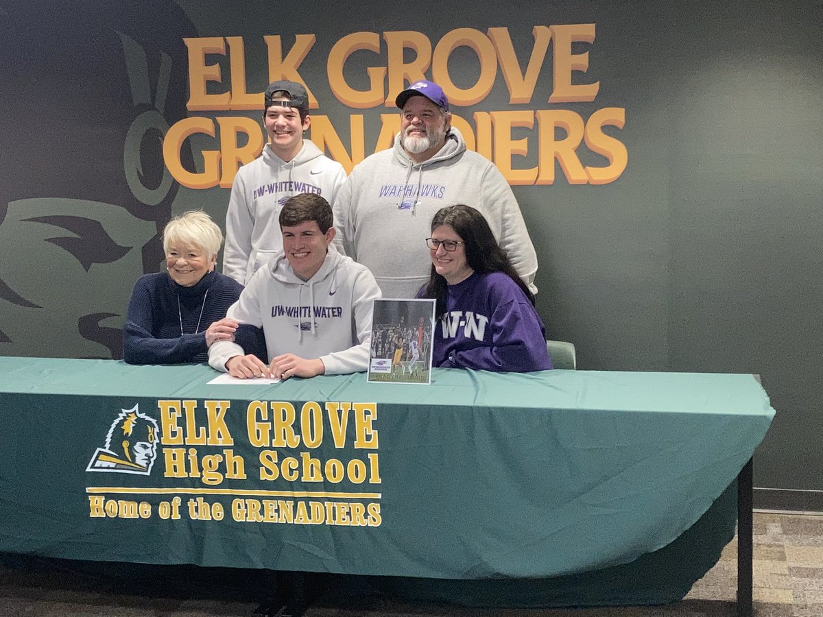 ElkGroveFB's tweet photo. Congrats to both Brady Tosterud and Colin Kalinowicz on signing to play next year! #OneOfUs https://t.co/VLOSw64Zrn