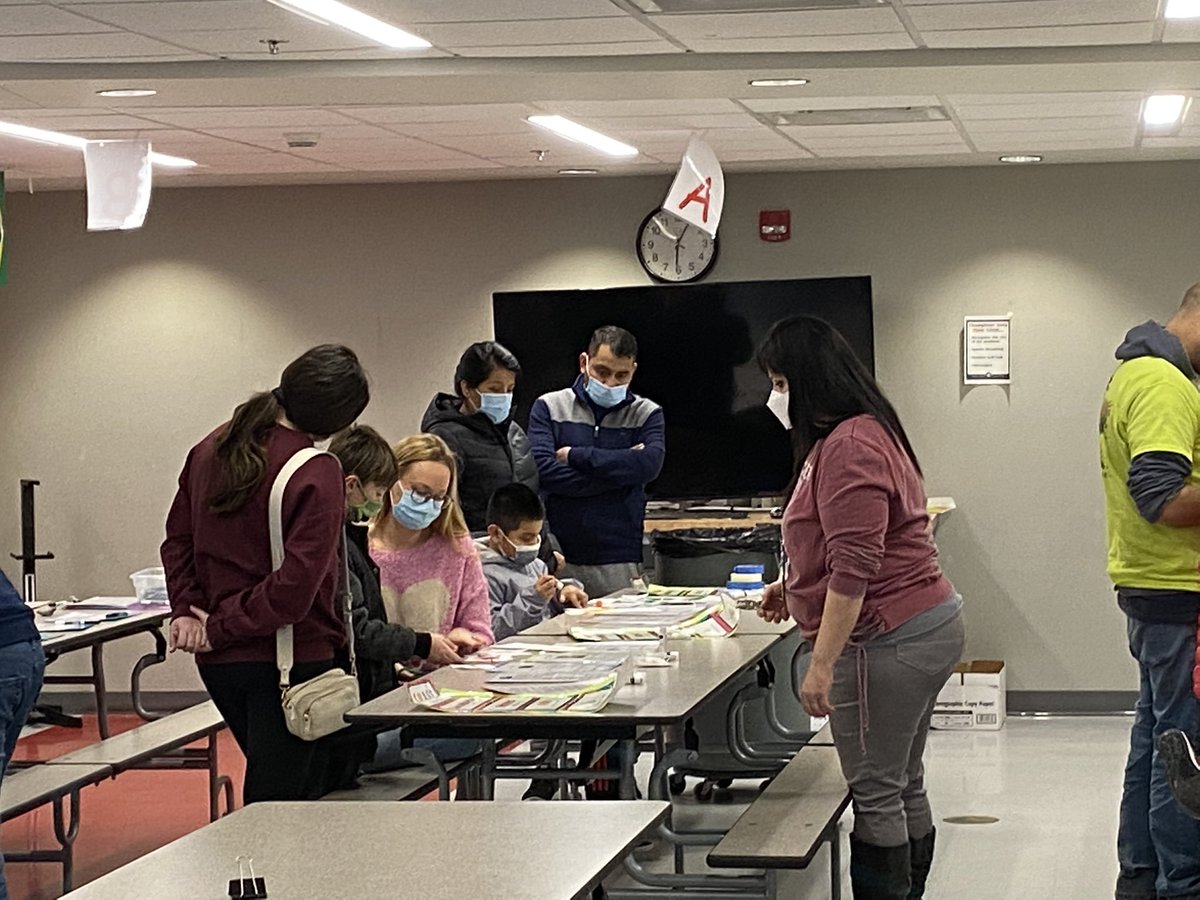 slsharp117's tweet photo. Thank you to all families and staff that came to practice and learn about the content of the #IREAD test! It takes a village! @IC_Explorers #onlyatICE #IC2122 https://t.co/xsbRwcY7kj