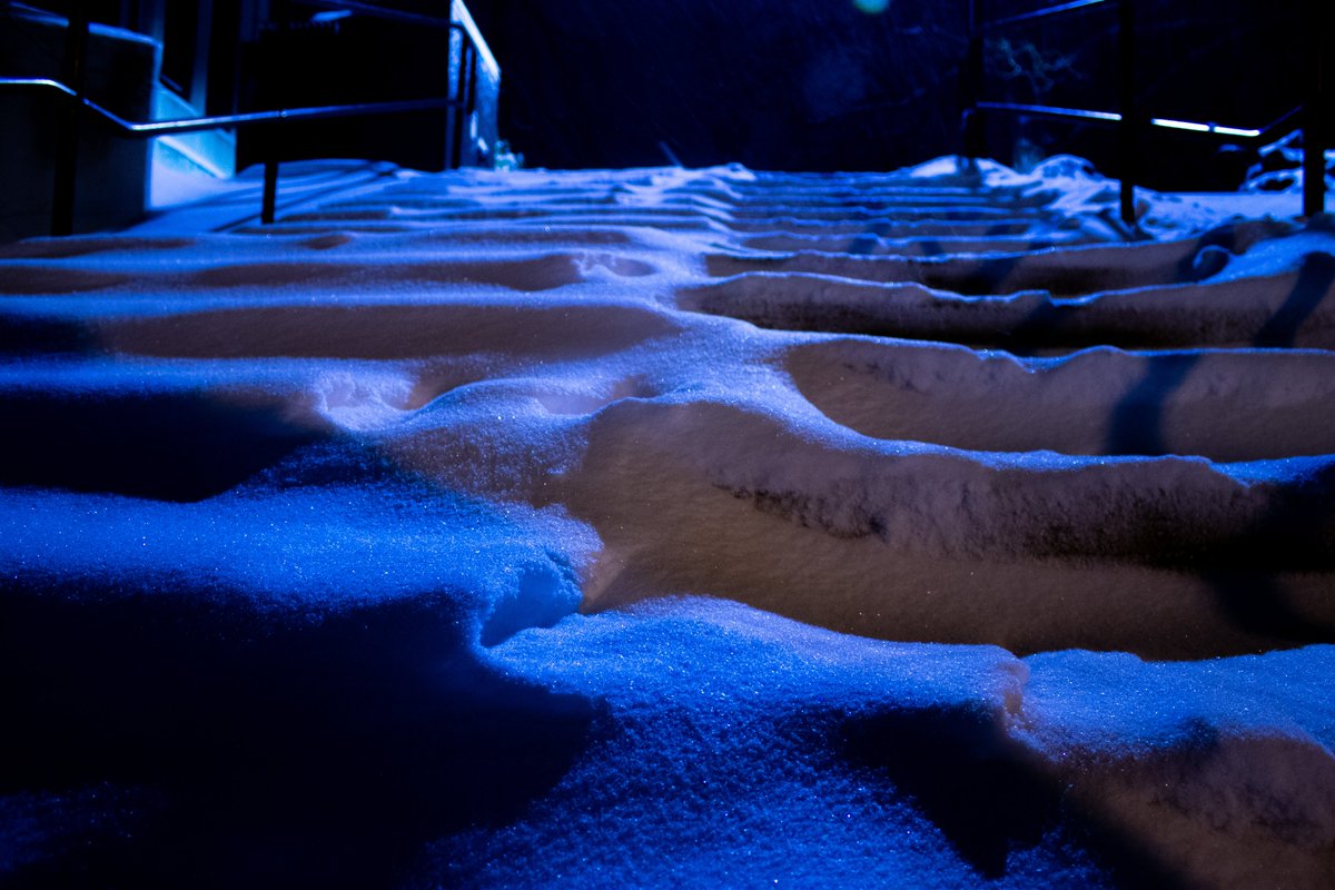AUCollegian's tweet photo. Let's take a trip down memory lane back to our two snow days! #snow #classcancelled #photography #photojournalism #thecollegian #jdm https://t.co/7QftzqGVN6