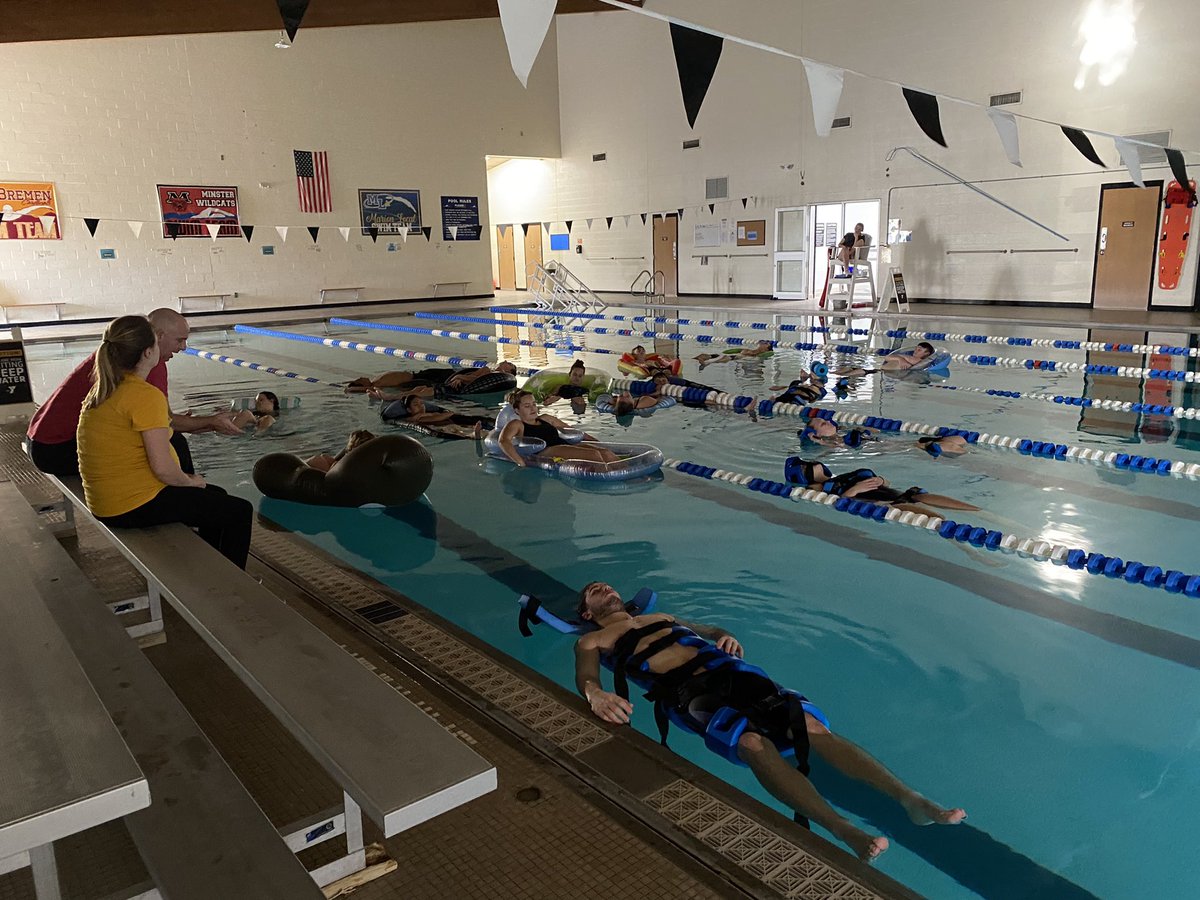 ML Swim members ‘visualizing’ PRs for Saturdays Lima meet!!!