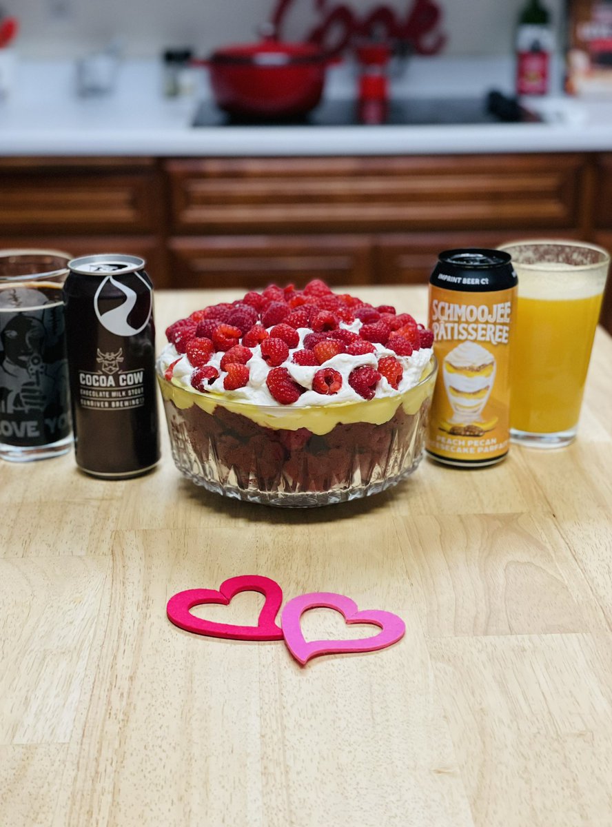 Dessert and beer or just dessert beer? 🍑🍫🍻

#ValentinesDay #dessertbeer
