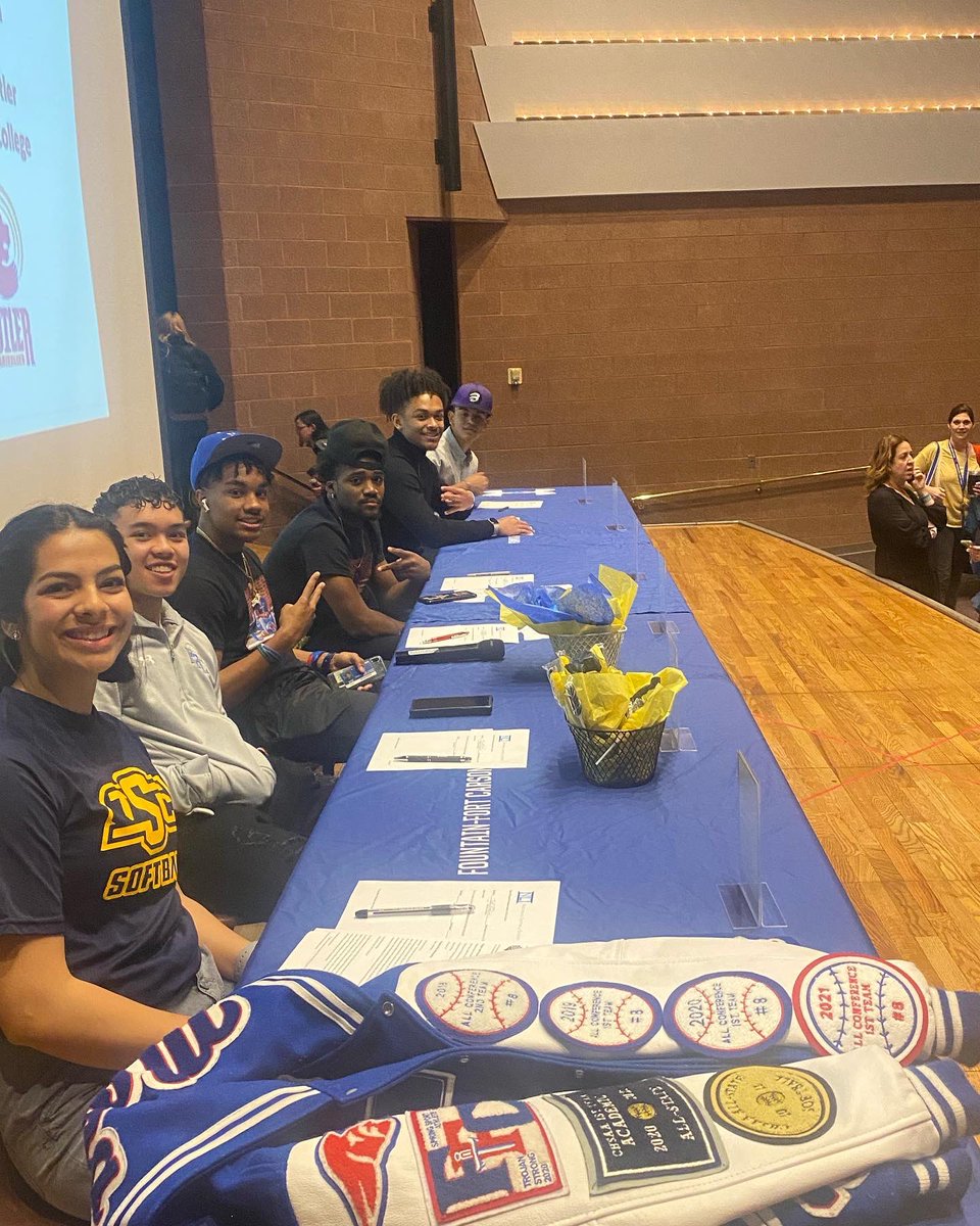 TROJAN ATHLETICS ⚔️ tweet media