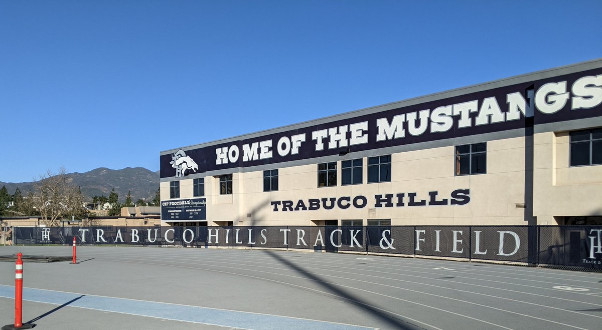CoachJTAyers's tweet photo. 🔥TRACK SEASON!!!! 🔥 https://t.co/AP7PTjw0b8