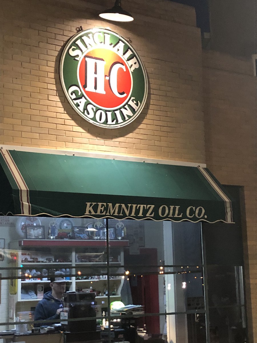 BrentKemnitz's tweet photo. Love stopping thru the best small town in America πΊπΈ on my way to visit my daughter at TCU. #perryoklahoma https://t.co/9gFvmKmEao