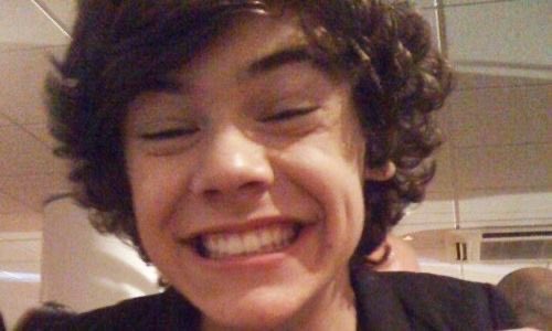louispeacks's tweet image. Extraño a harry fetus:(

 I vote #Harries for #BestFanArmy #iHeartAwards︎
Treinta