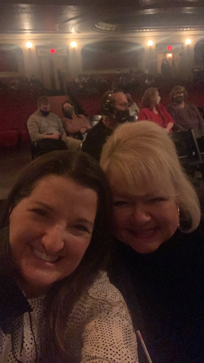 KerriJKH's tweet photo. @SeanHayes Waiting patiently in the theatre. Got any snacks you can send out?! https://t.co/L9tVoYOkcd