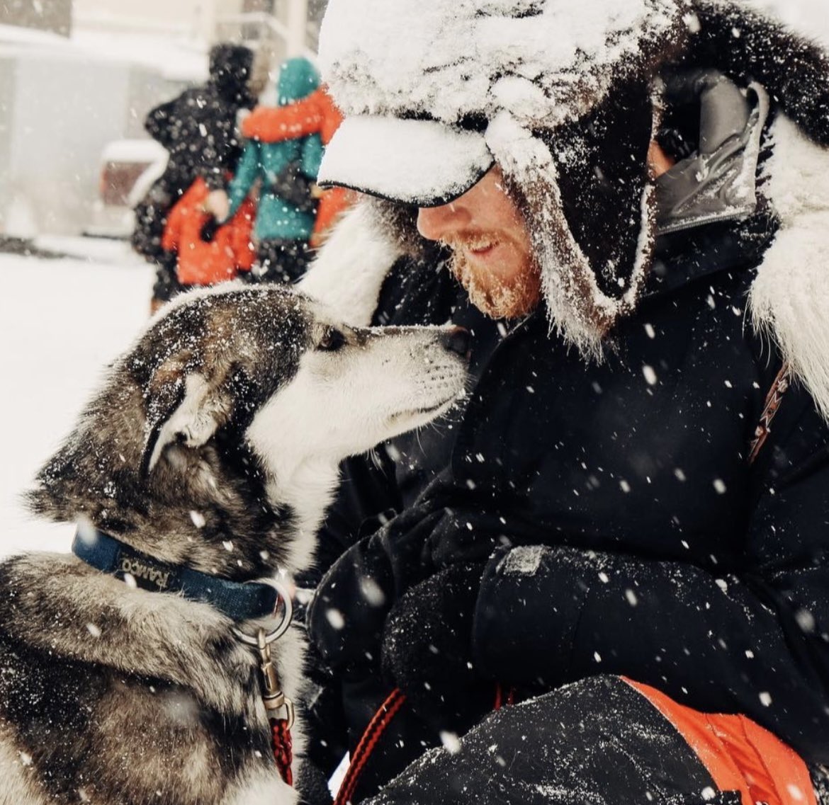HwayJake's tweet photo. @Blair, Pépe and I were sharing the mic and discussing sleddog’s thriving lifestyle in front of tens of thousands this past weekend. Pépe spent part of the winter with us at Chilly Dogs a couple years ago… Pépe and I grew pretty close. https://t.co/ghQucNSqxO