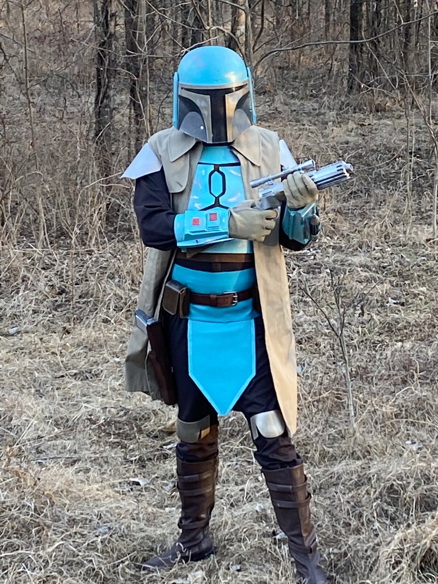 MyTop5Comics's tweet photo. More photos on my Mando Kit!! #MandoMerc #TheMandalorian #TheBookofBobaFett #ThisIsTheWay https://t.co/BA5cyNNbTG