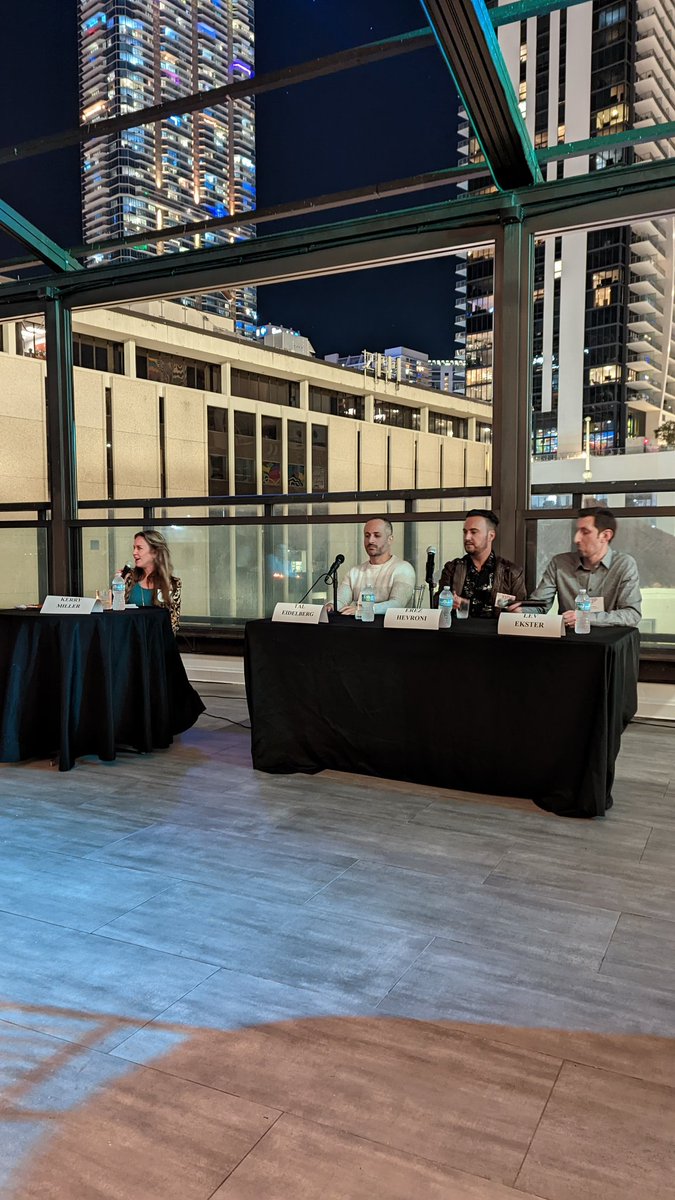 mitchellkelman's tweet photo. Tech roundtable in #brickell! Many more to come 💪 https://t.co/y69aZ0Yxwr