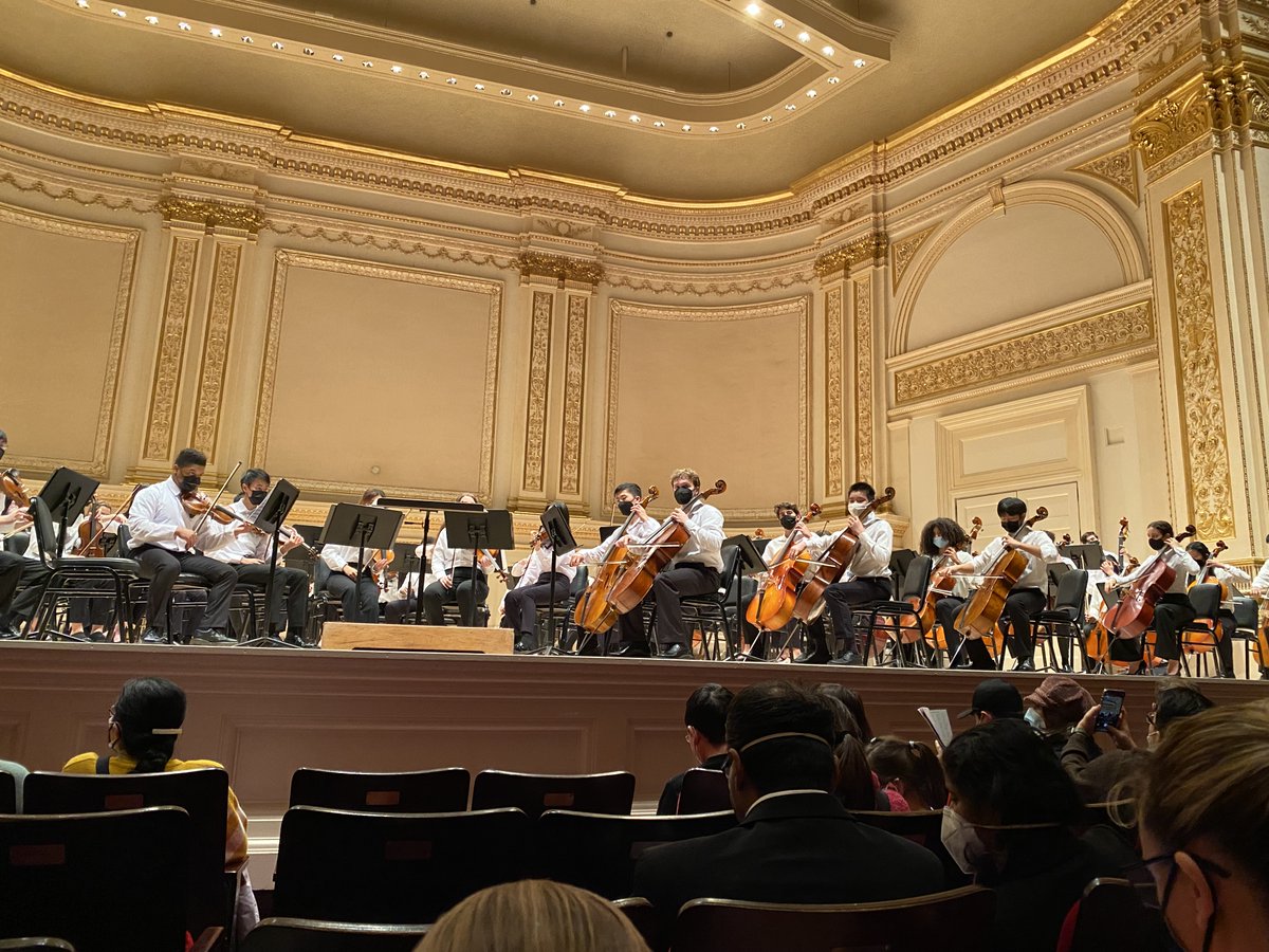 NPHS Strings tweet media