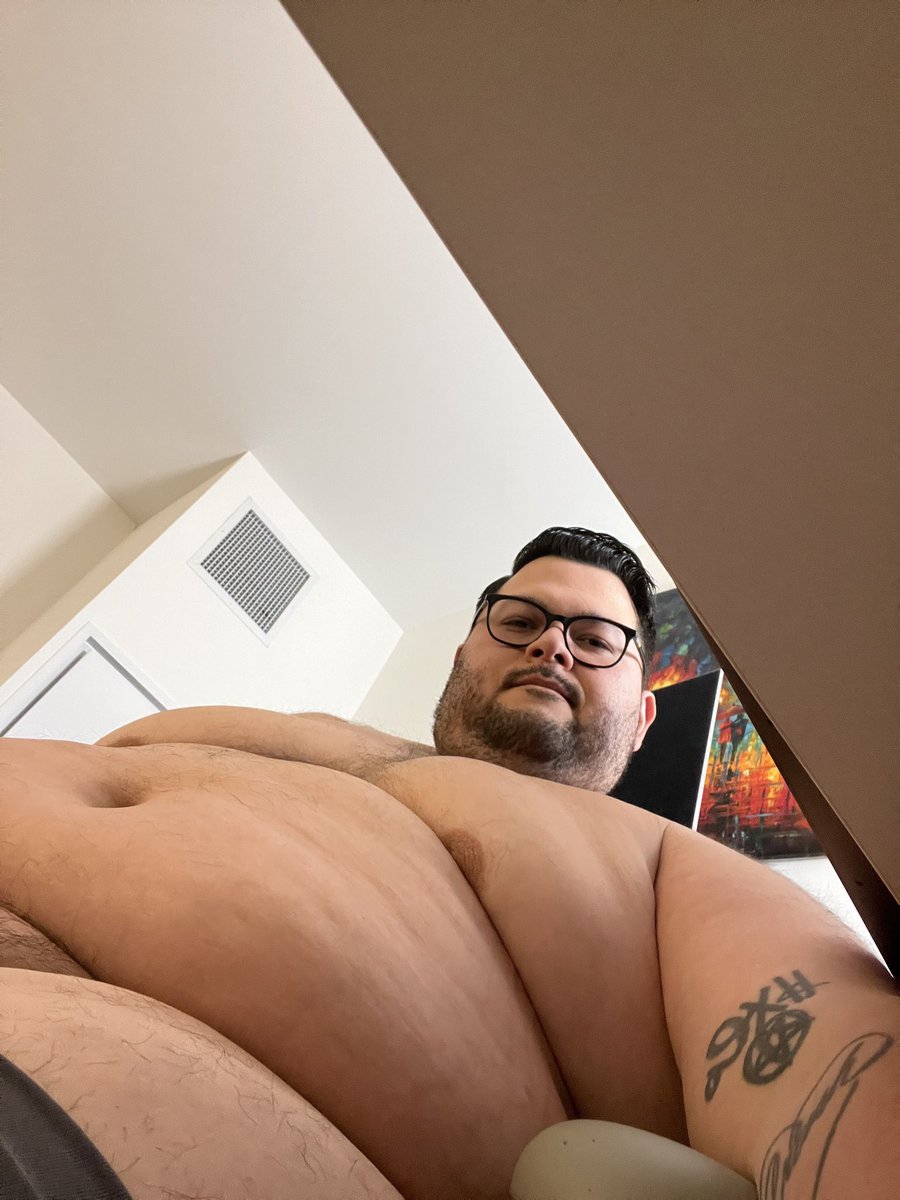 Can anyone come help me under my desk? 🤔