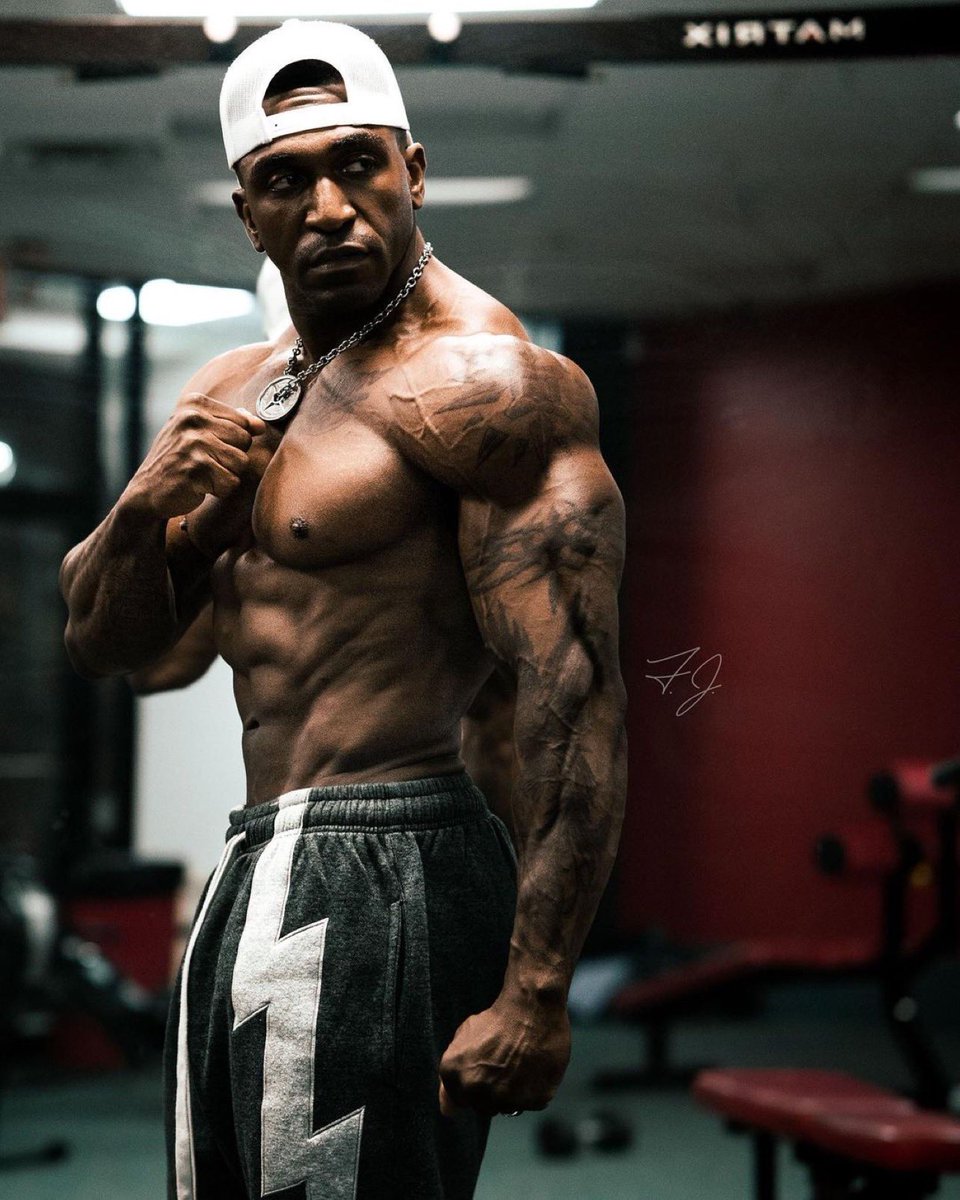 MrOlympiaLLC's tweet photo. Repost from iamcharjo
•
FOCUS……. VISUALIZE IT…… FEEL IT……
NOW GO DO IT!!!!!
EXPERIENCE VICTORY…..
#BETHEMONSTER
🛑 The Grind Don’t Stop® 🛑
My Name Is Charjo (Char-Joe)
:::::::✊🏾✊🏽✊🏼Mindset Is Everything! #TeamVentura #TeamMASF https://t.co/Np6DkfmU4G