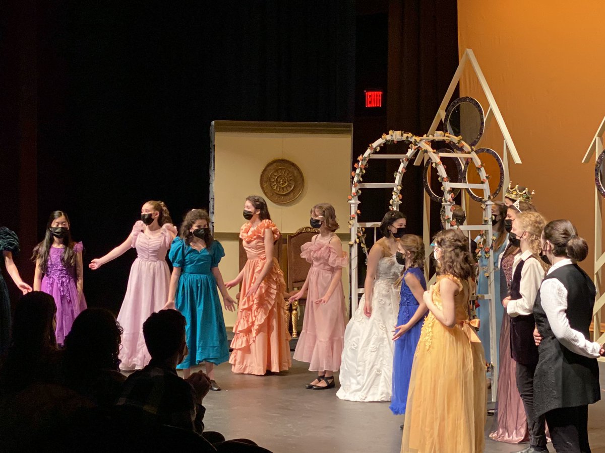 Harvey Middle School tweet media