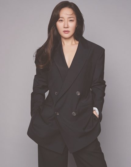 #UmJiWon confirmed cast for tvN drama #LittleWomen as Won Sang-ah, the daughter of a general, the wife of a politician, and the director of an art museum. Sang-a's daughter Hyorin becomes entangled with Oh In-hye (#ParkJiHu), and her relationship with her three sisters begins.—