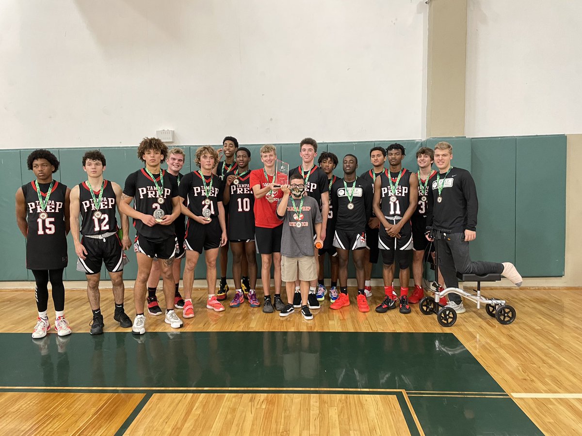 TPrep_BoysHoops's tweet photo. Thank you again to all the friends, families, alums and students who supported us all season long. Special shoutout to our Seniors for all their hard work they have put into leaving their mark on the program. “It’s the moments together that change us forever”#tphoops🏀 #family🐢 https://t.co/DVxBtfjid7